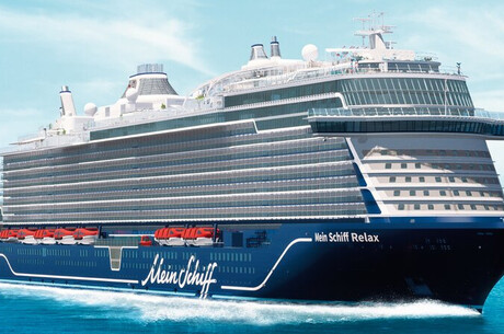  - 4 Nächte Hotel Universal Hotel Grand Leon & Spa und 10 Nächte Mein Schiff Relax Sonniges Iberien und Marokko