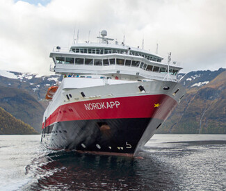 Auf Nordkurs über den Polarkreis: Bergen - Kirkenes