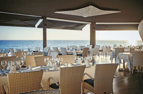 Reise Kreuzfahrt - 7 Nächte Hotel Lopesan Costa Meloneras Resort, Spa & Casino und 7 Nächte Mein Schiff 7 Kanaren mit Madeira